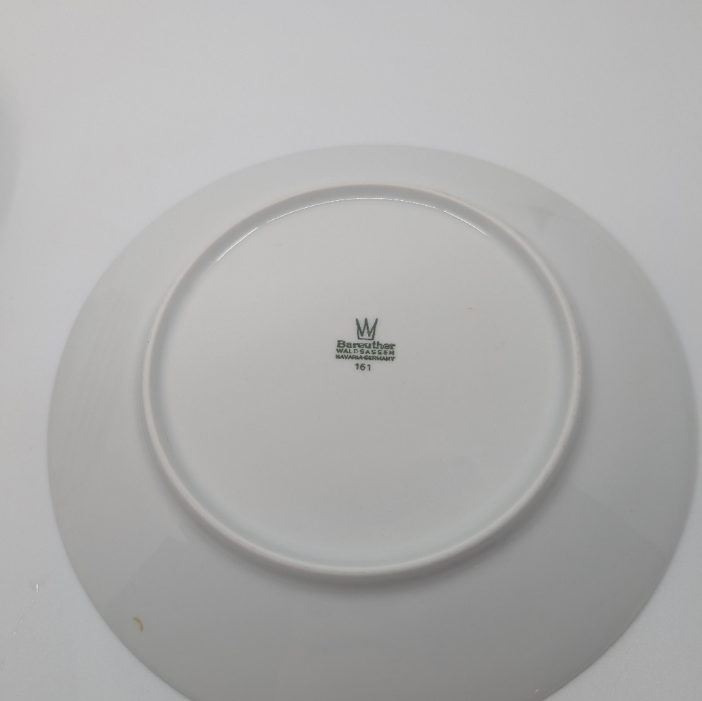 Lot of 6 vintage Bareuther waldsassen Bavaria porcelain plates 7 3/4" - Picture 2 of 11